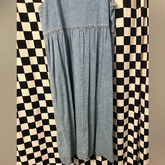 Disney Store Vintage Winnie The Pooh Denim Dress - Picture 10 of 11